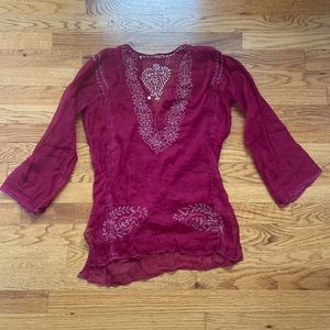 Burgundy linen v-neck shirt with buttons, fits about a size small/medium